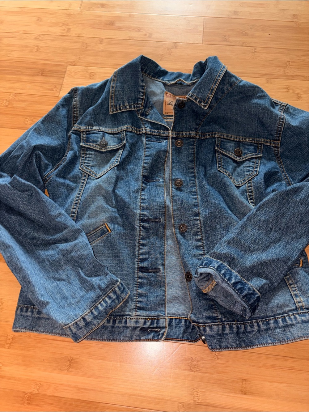 Signature by Levi Strauss Medium Blue Denim Jacket angel wings